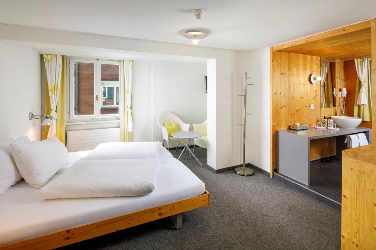 Hirschen - Village Hotel 3*